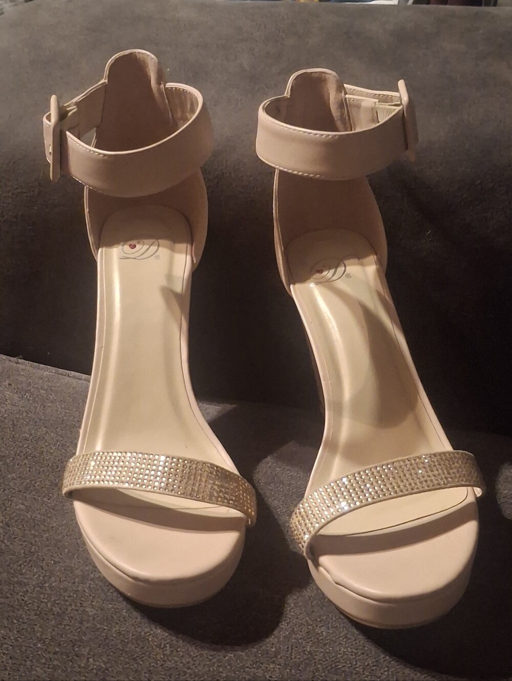 De Blossom Collection Rhinestone Dress Sandals Blush Pink Nude Platform Heels 10